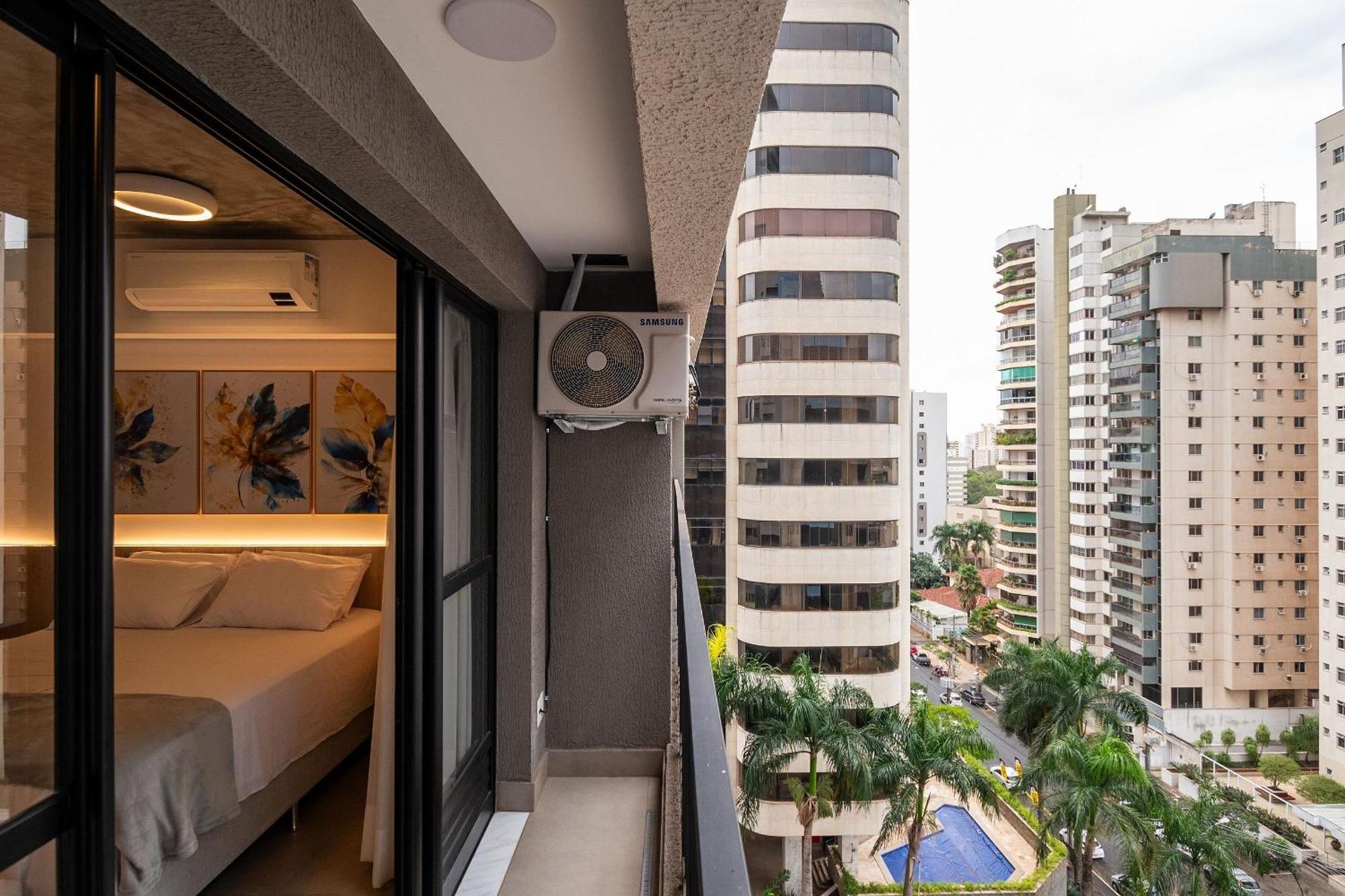 Lindos Aptos Com Piscina No Setor Oeste Idv